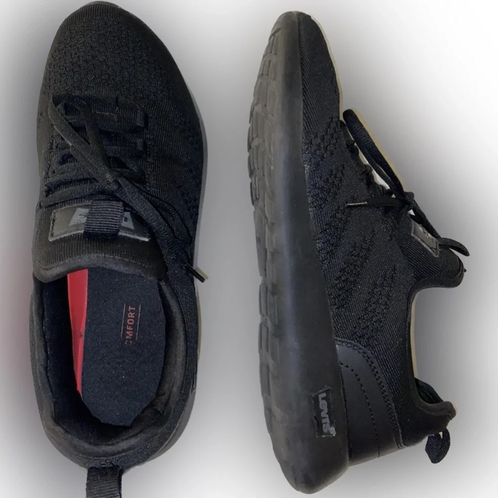 Mens Black Comfort Levi’s Size 11